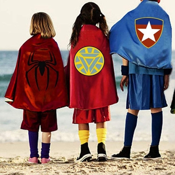 Superhero Capes and Masks - Picture 5 of 6